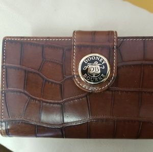 Dooney and Bourke wallet